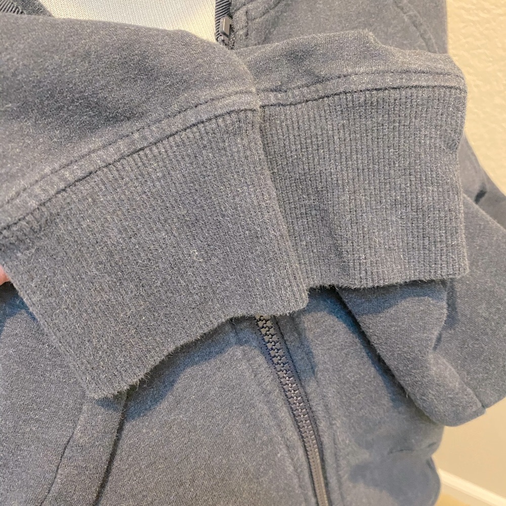 Lululemon lightweight hoodie GUC - Picture 5 of 9